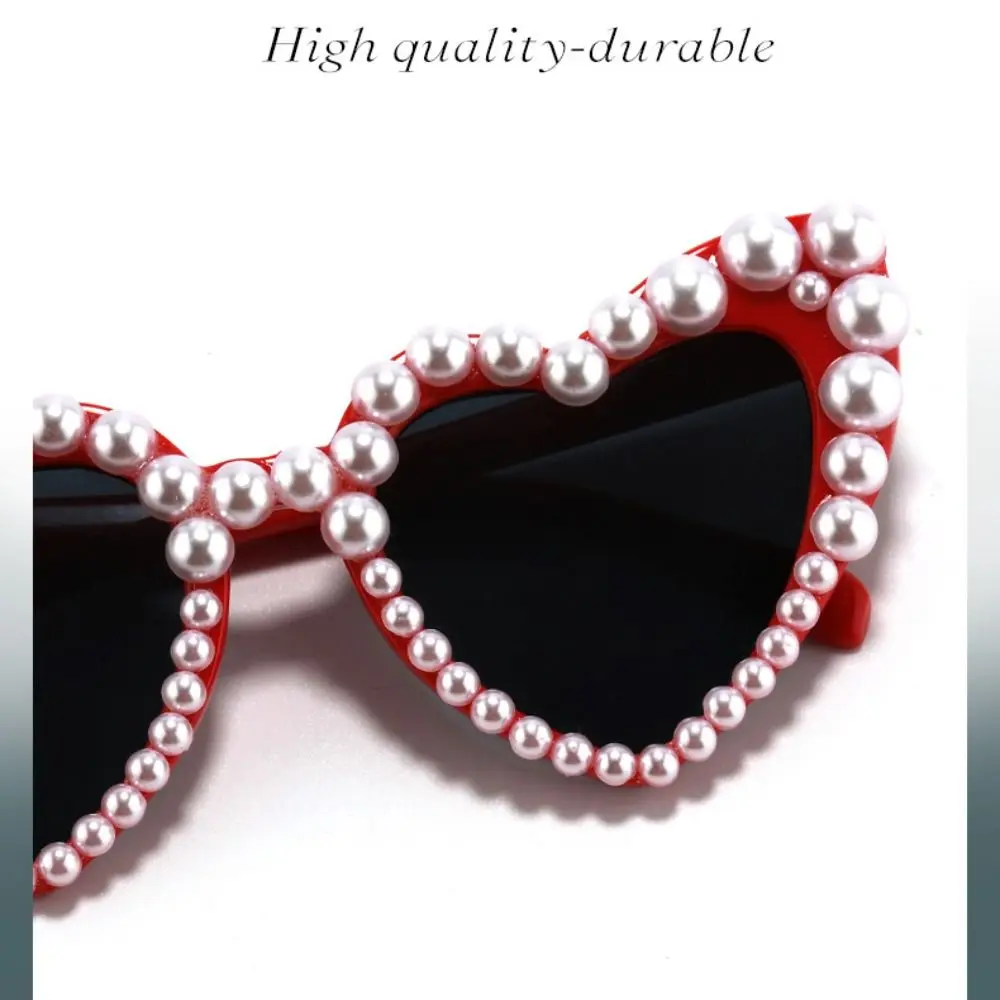 Heart-shaped Frame Pearl Decoration Sunglasses Travel Sun-Protective Black Shades Glasses Bride Eyewear Outdoor