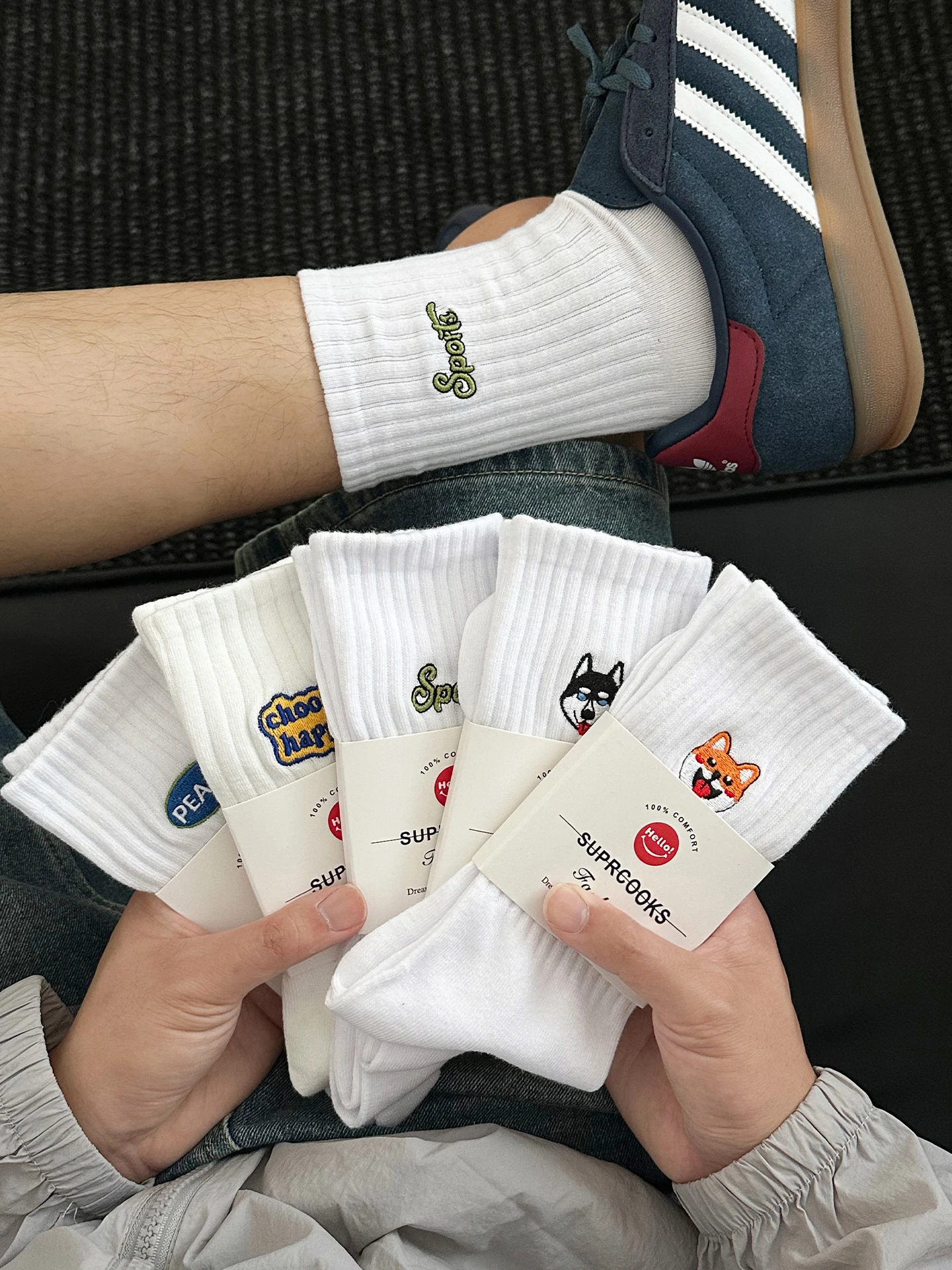 

Men's And Women's Mid-Calf Pure Cotton Embroidered Sports Sos Street Sle High Waist Couple Bla White Mid-Calf Sos