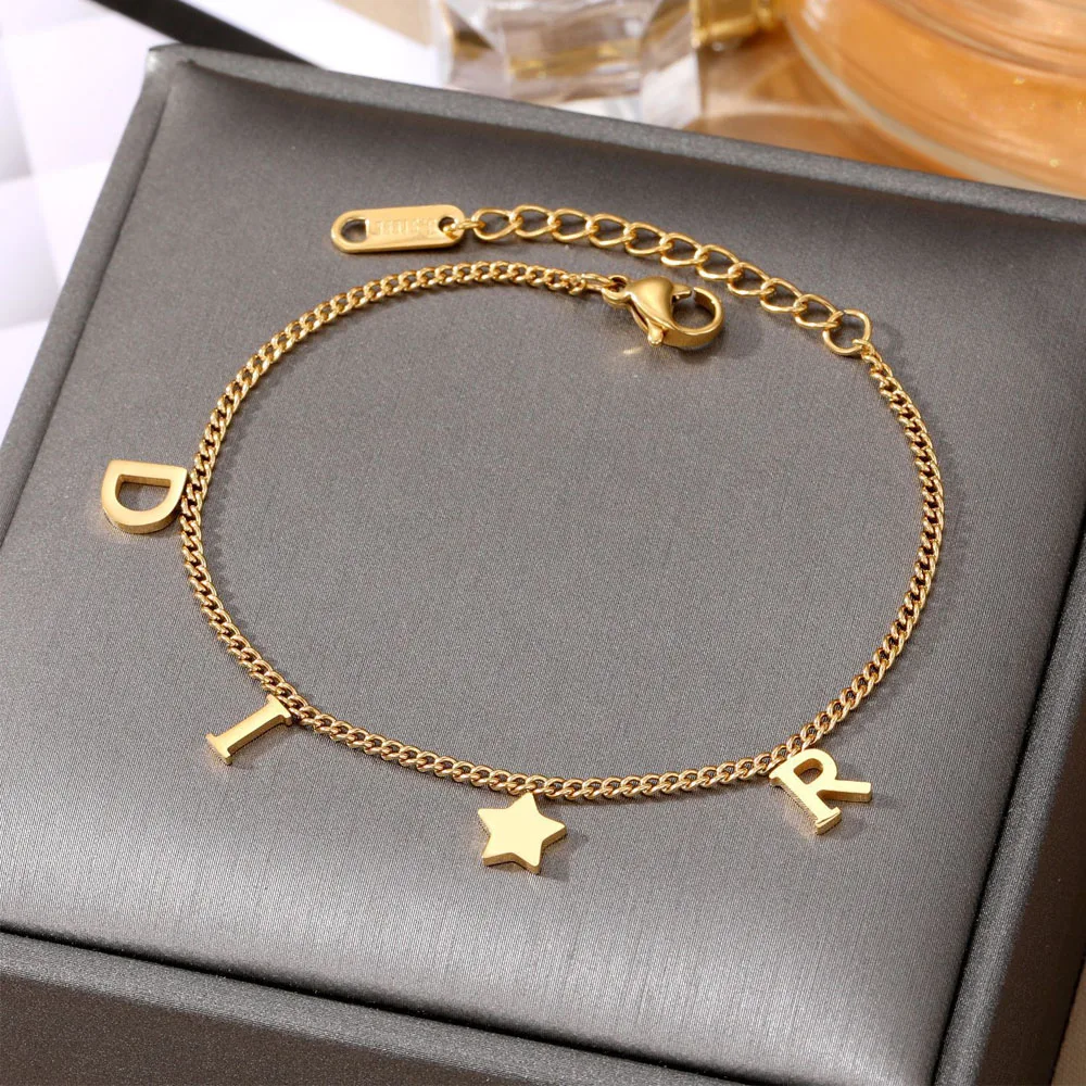 Korea Brief Stern Anhänger Armband für Frauen Mädchen Neue Trendy Edelstahl Einfache Armband Luxus Schmuck Party Geschenk
