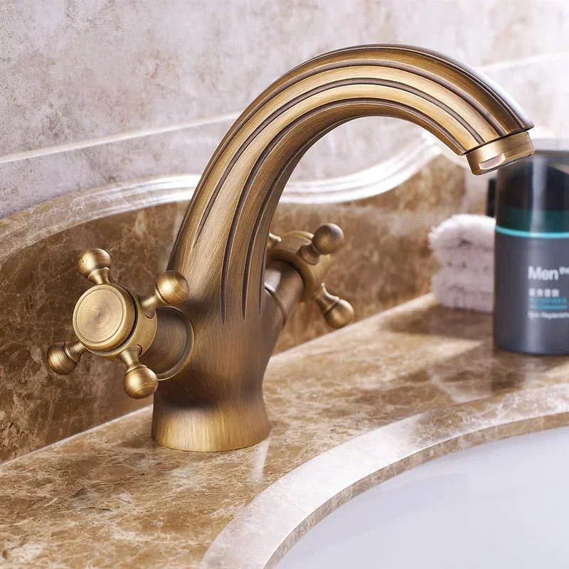 Basin Faucets Solid Brass Bathroom Water Taps Deck Mounted Dual Handle Faucet Antique Brass Hot Cold Mixer Taps