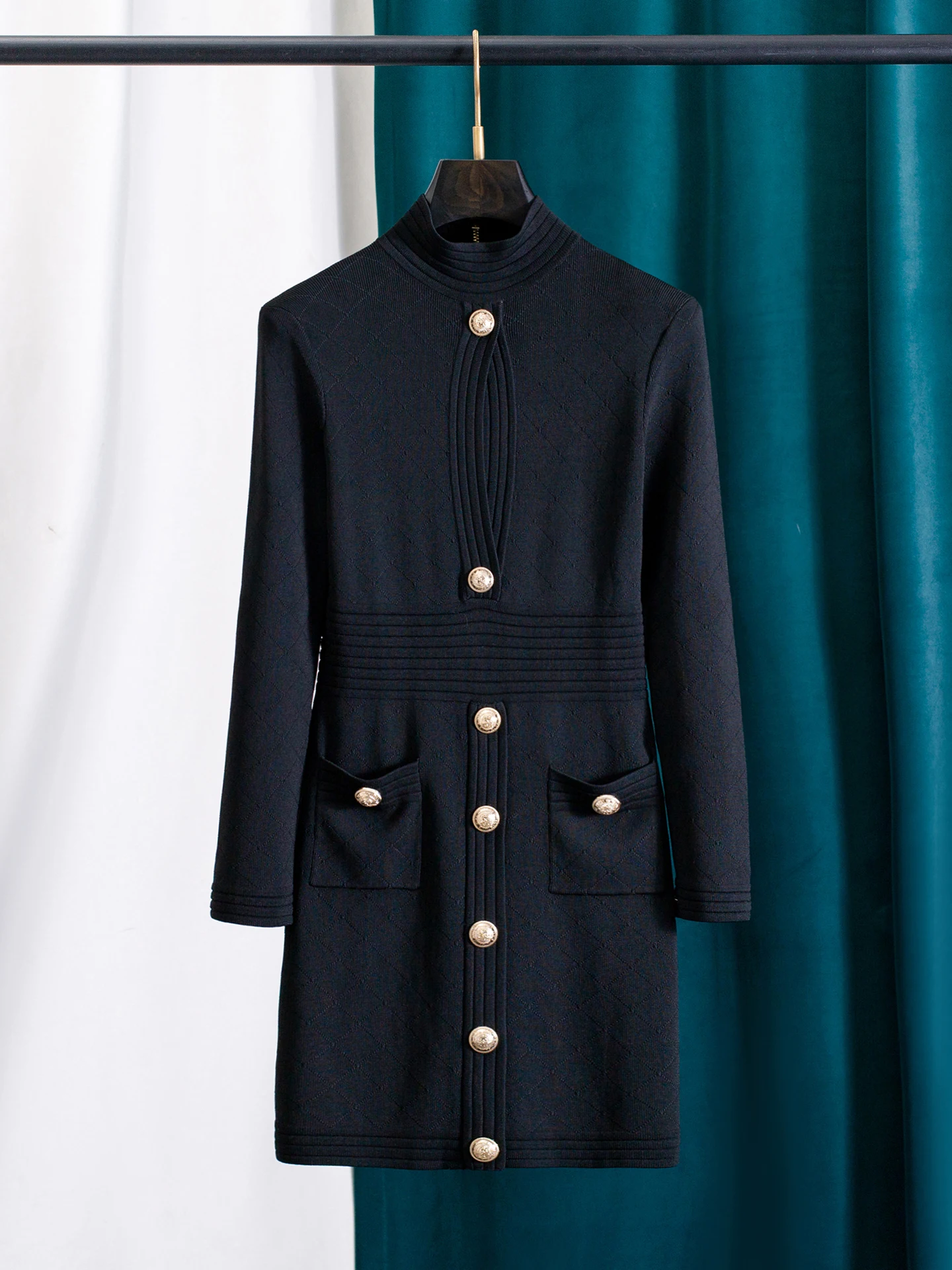 Vestido de punto de seda helada de alta gama, elegante, negro, ajustado, de manga larga, para mujer, de otoño, para ir al tra...