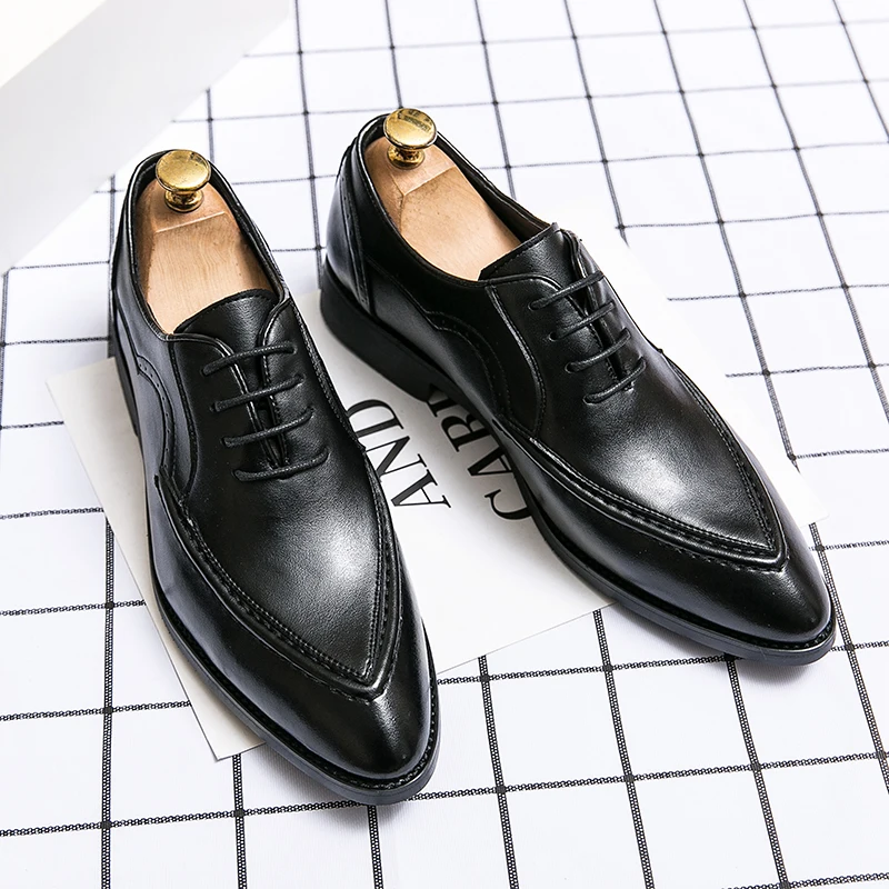 European Station Men Fashion Derby Shoes Pointed Classic Lace up Business Dress Leather Shoes Black Brown Size38-45 Men Shoes