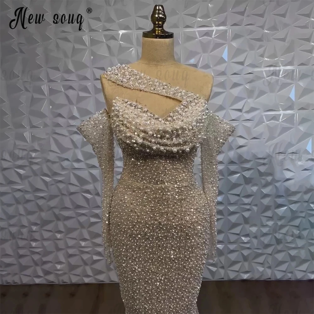 Robe de Soirée de Luxe Beige avec Perles et Bretelles Spaghetti, Cafetan de Dubaï, Arabie Saoudite