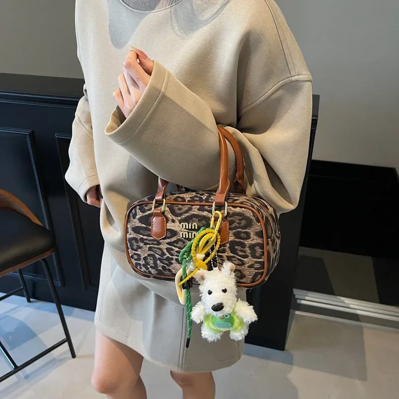 

Stylish Vintage Fashionable Trendy Design Letter Logo Crossbody Handbag Women Luxury Leather Bag Everyday