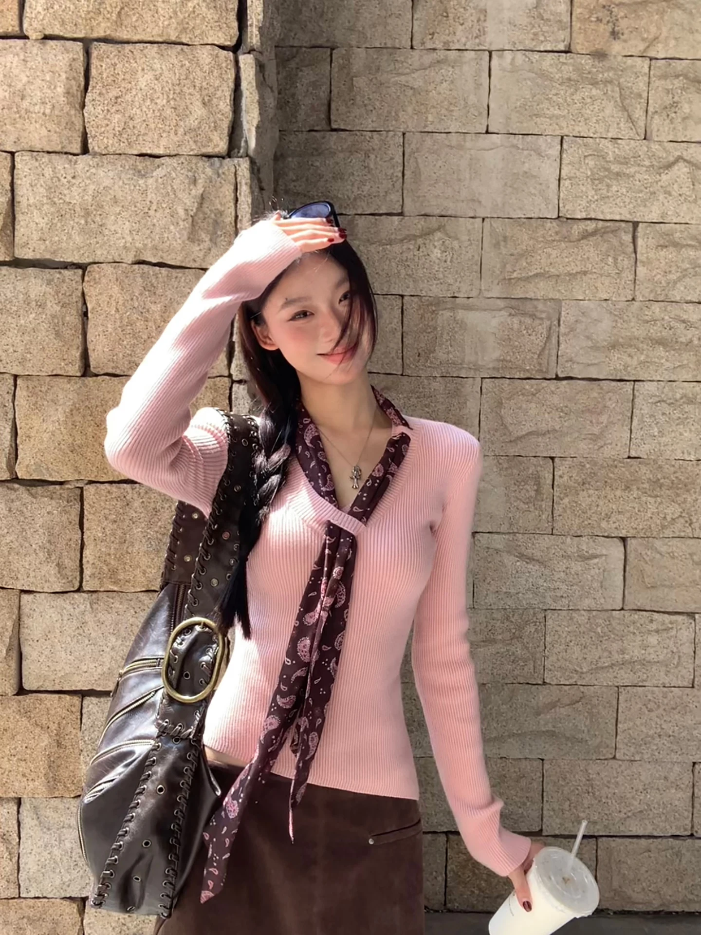 

Зимний женский свитер, внутренняя одежда, верхняя одежда, ленивый высококачественный утягивающий дизайн, розовый вязаный топ, V-Ne Long Sve