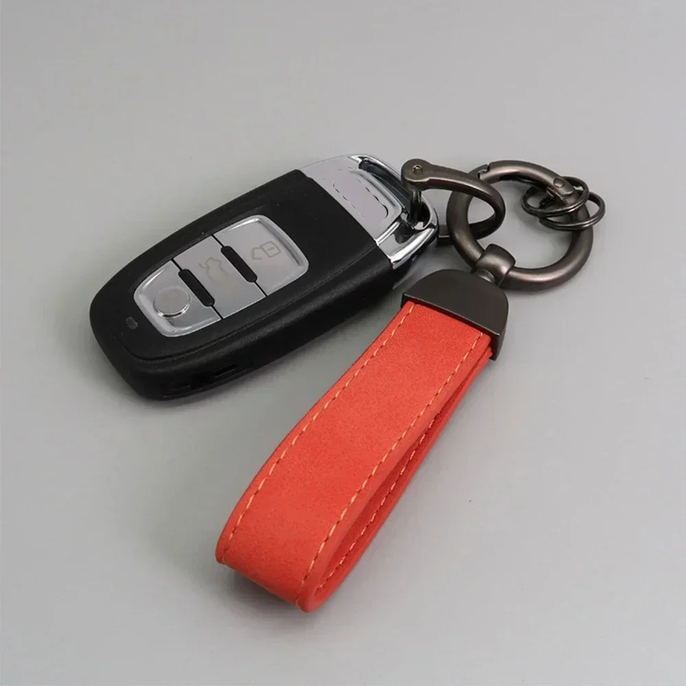موضة شريط للرسغ سيارة المفاتيح جلد الغزال الحبل مفتاح سلسلة لون نقي مشبك سيارة حلقة رئيسية مفتاح السيارة اكسسوارات هدية