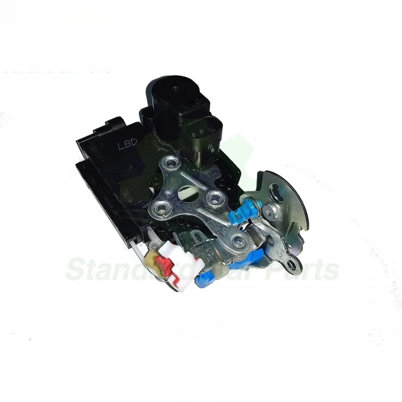 

7121008032 7122008012 Для Ssangyong Rexton 1 2 Rexton W 2001-2019 7131A08003 7132A08003 Замок передней задней левой и правой двери в сборе, новый