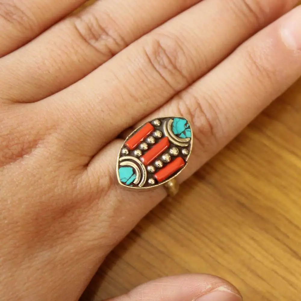 RG368 Ethnic Tibetan Rings Copper Inlaid Turquoises Coral Round or Oval Woman Open Back Adjustable Ring