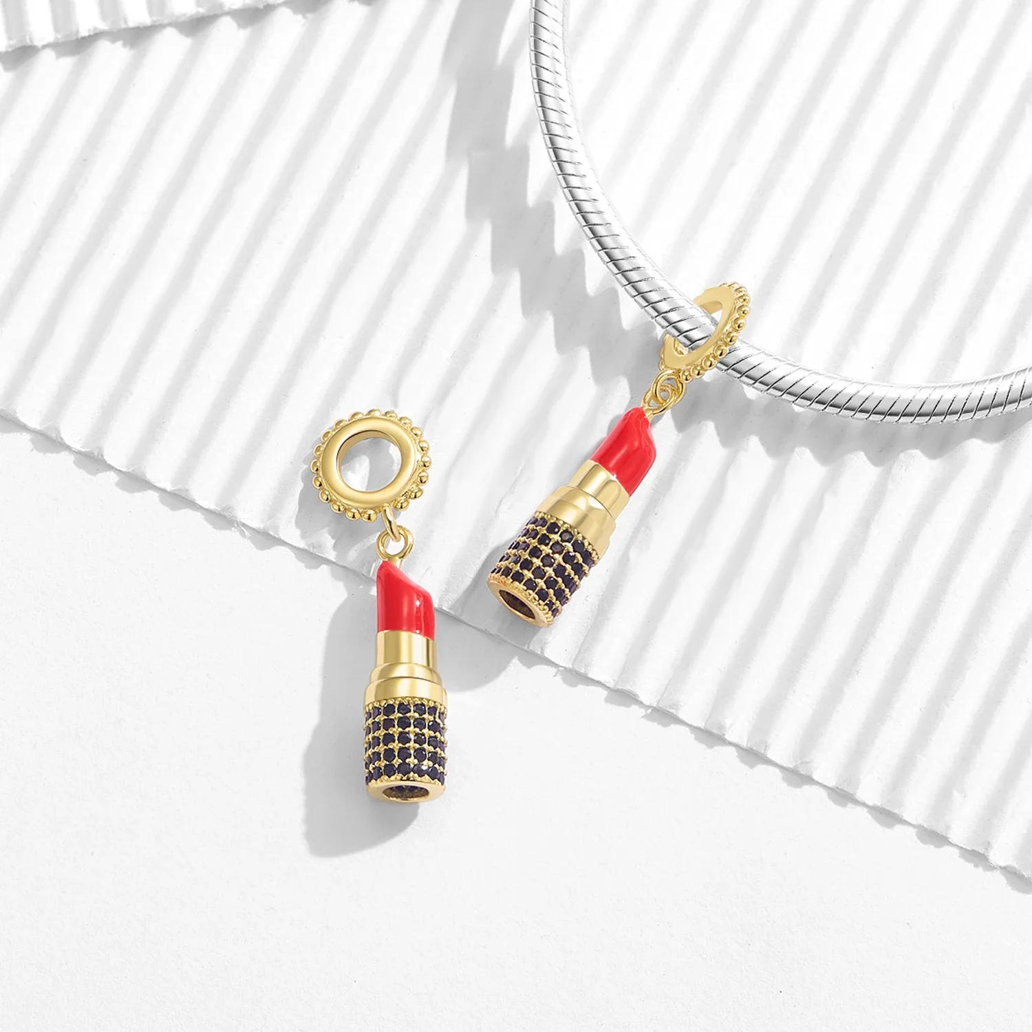 

KATAOKA New 925 Sterling Silver Gold Tube Red Lipstick Black Zircon Pendant Charm Bead Fit Original Bracelet Diy Jewelry Accesso