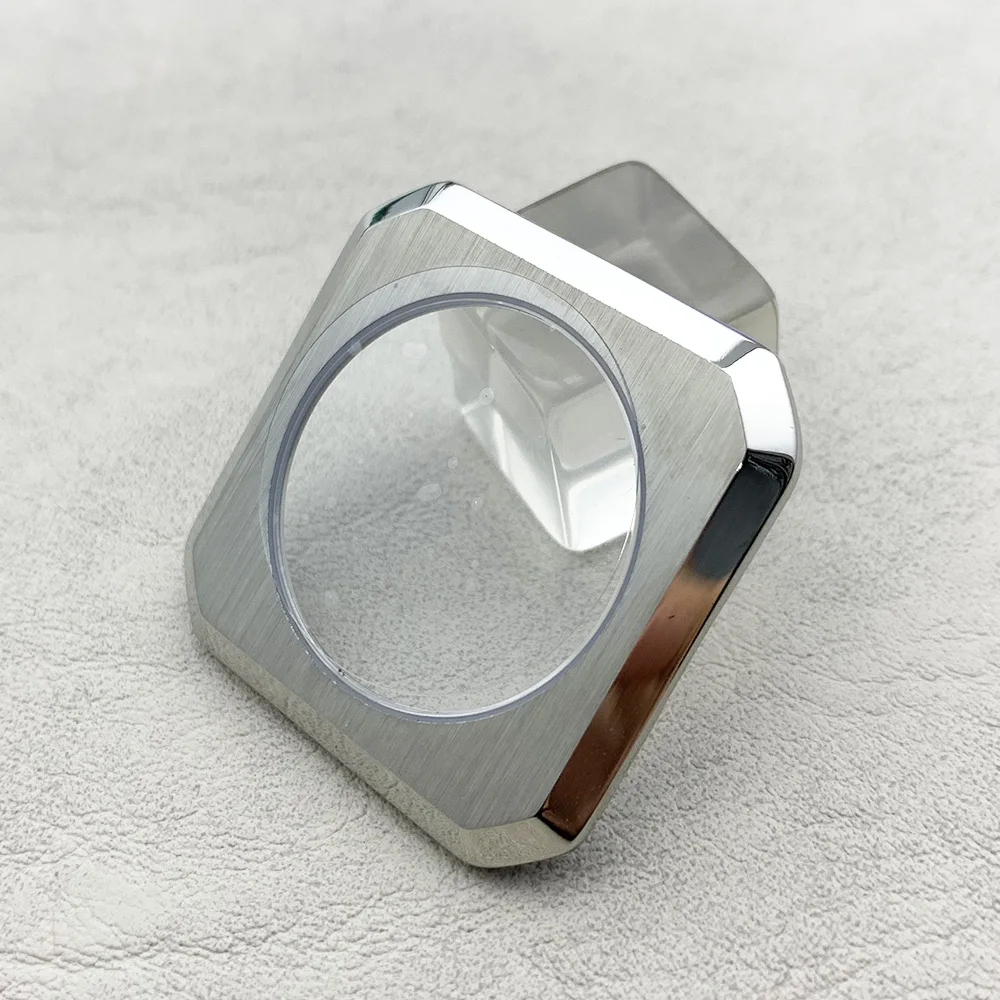 The stainless steel watch strap and glass back cover have improved motion repair parts suitable for NH36, NH35, NH34, and NH36