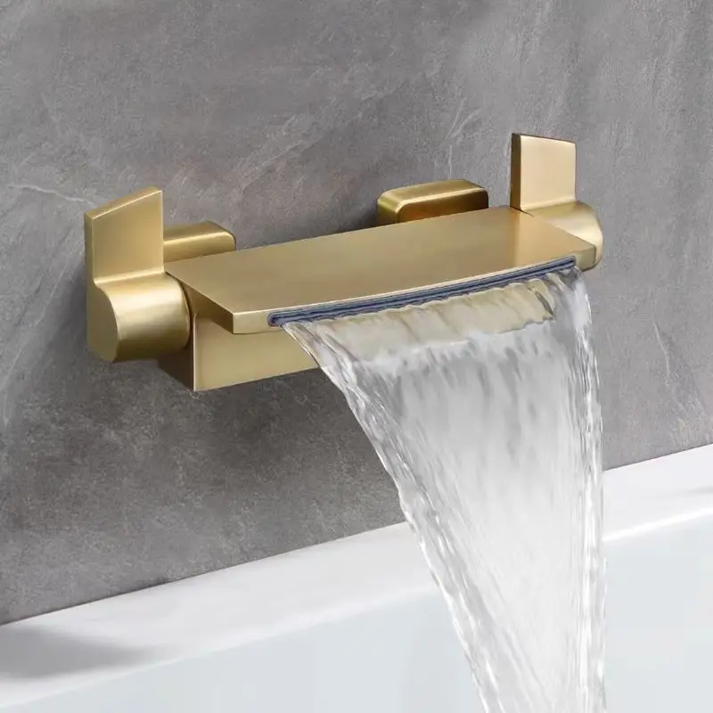Geborsteld goud badkuipkraan messing wandmontage badkamer douchekraan mengkraan met handdouche waterval uitloop bad doucheset
