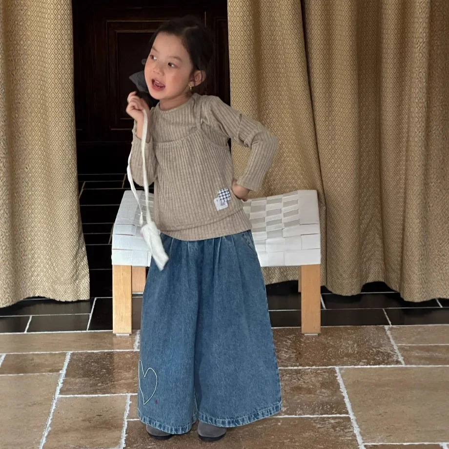 

Korean children's clothing 2025 autumn new item children's striped round neck base girls' top two-piece set