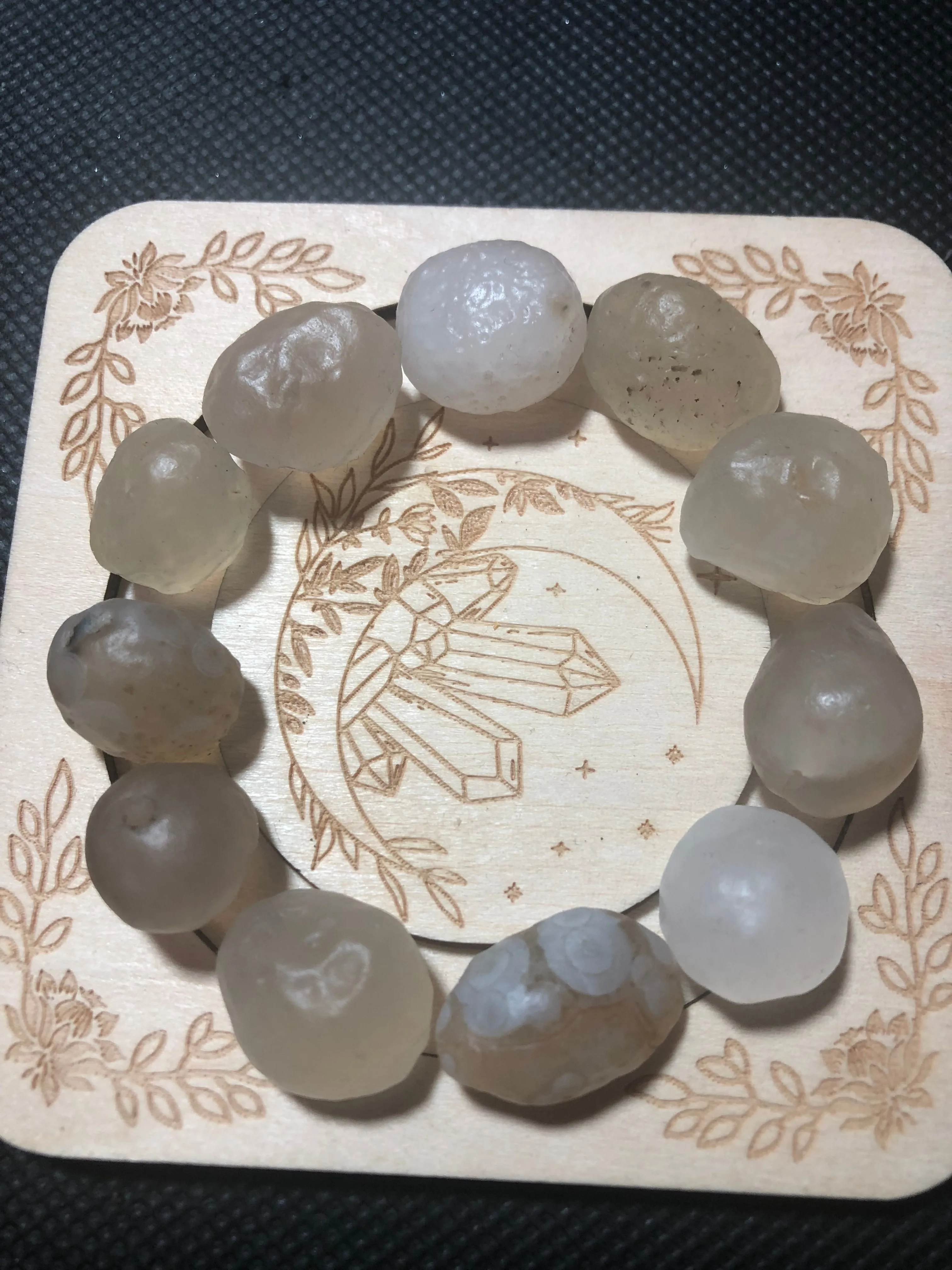 Raw Gemstone Natural Outer Mongolia Gobi White Agate Near Round DIY Design Bracelet Unopened Natural White Bracelet