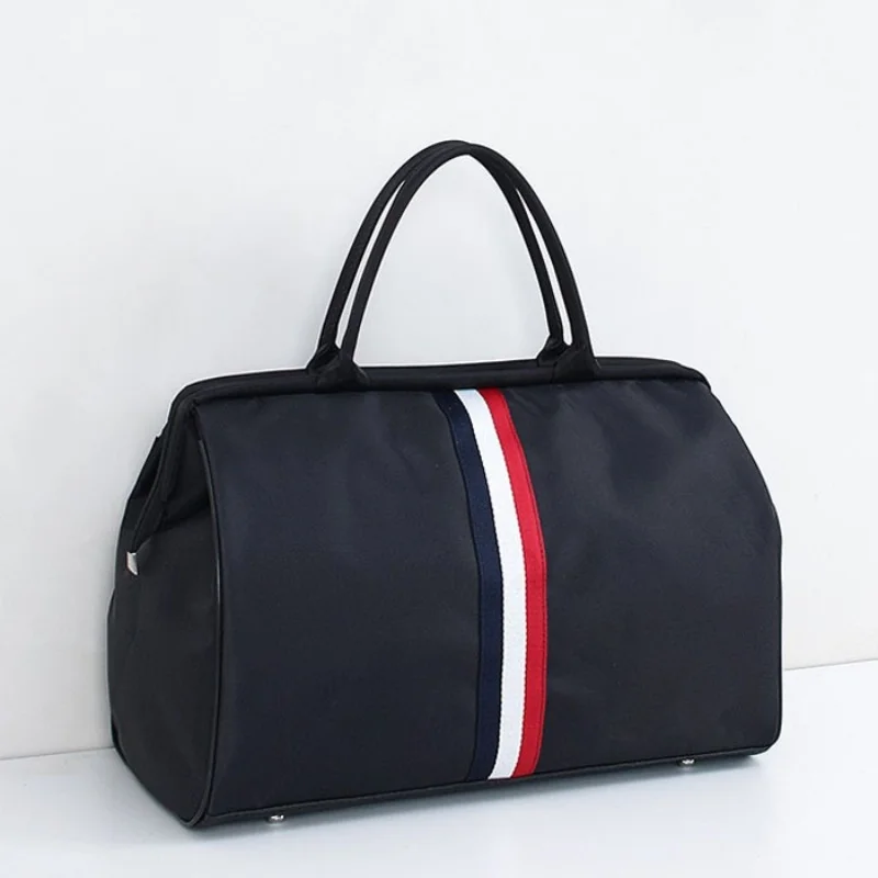 

Нейлоновая дорожная сумка большой вместимости в корейском стиле для женщин и мужчин, ручная сумка для спортзала и посадки, подходящая для коротких поездок