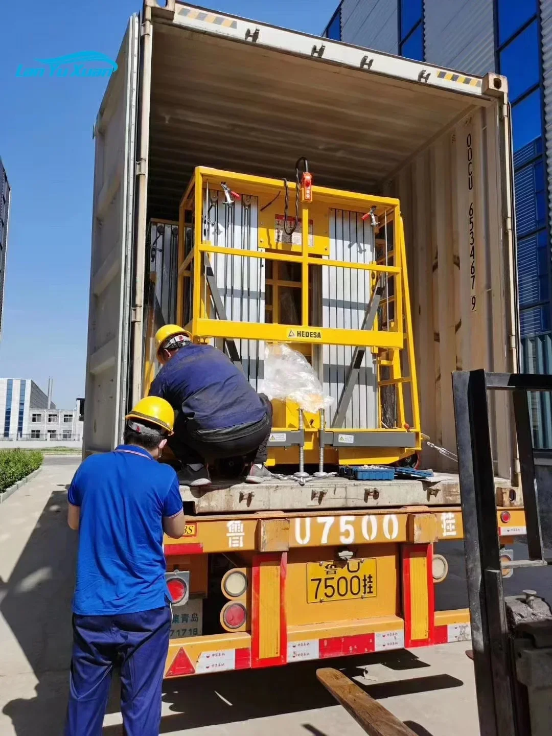 Lift Push Around Vertical Mast Lift Single Mast Aerial Work Platform Lift Table 6m 8m 10m 12m Man Chain Start