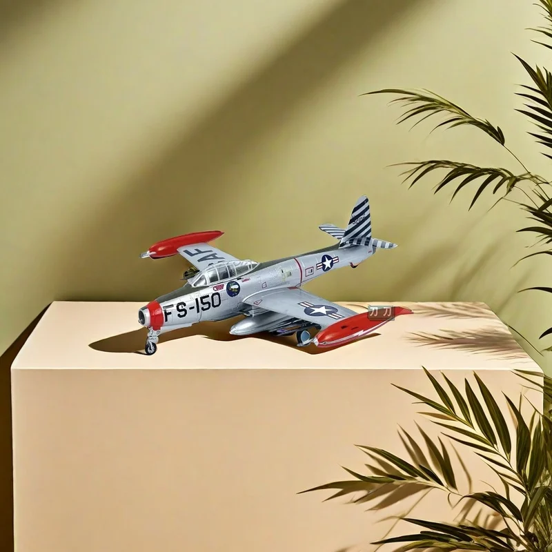 2024 1:72 Scale American F-84E jet fighter F84 Plastic Finished Simulation Model Static Decoration Souvenir Gifts For Adult Boy