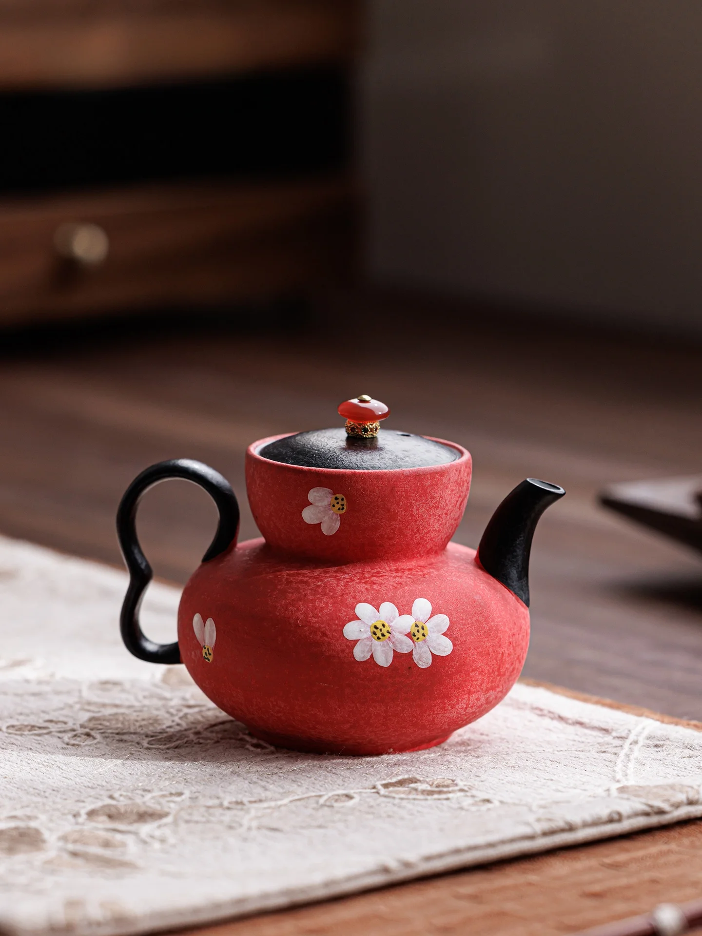 tetera-de-ceramica-retro-pintada-a-mano-con-diseno-de-margaritas-juego-de-te-gongfu-de-alto-valor-estetico-para-uso-domest