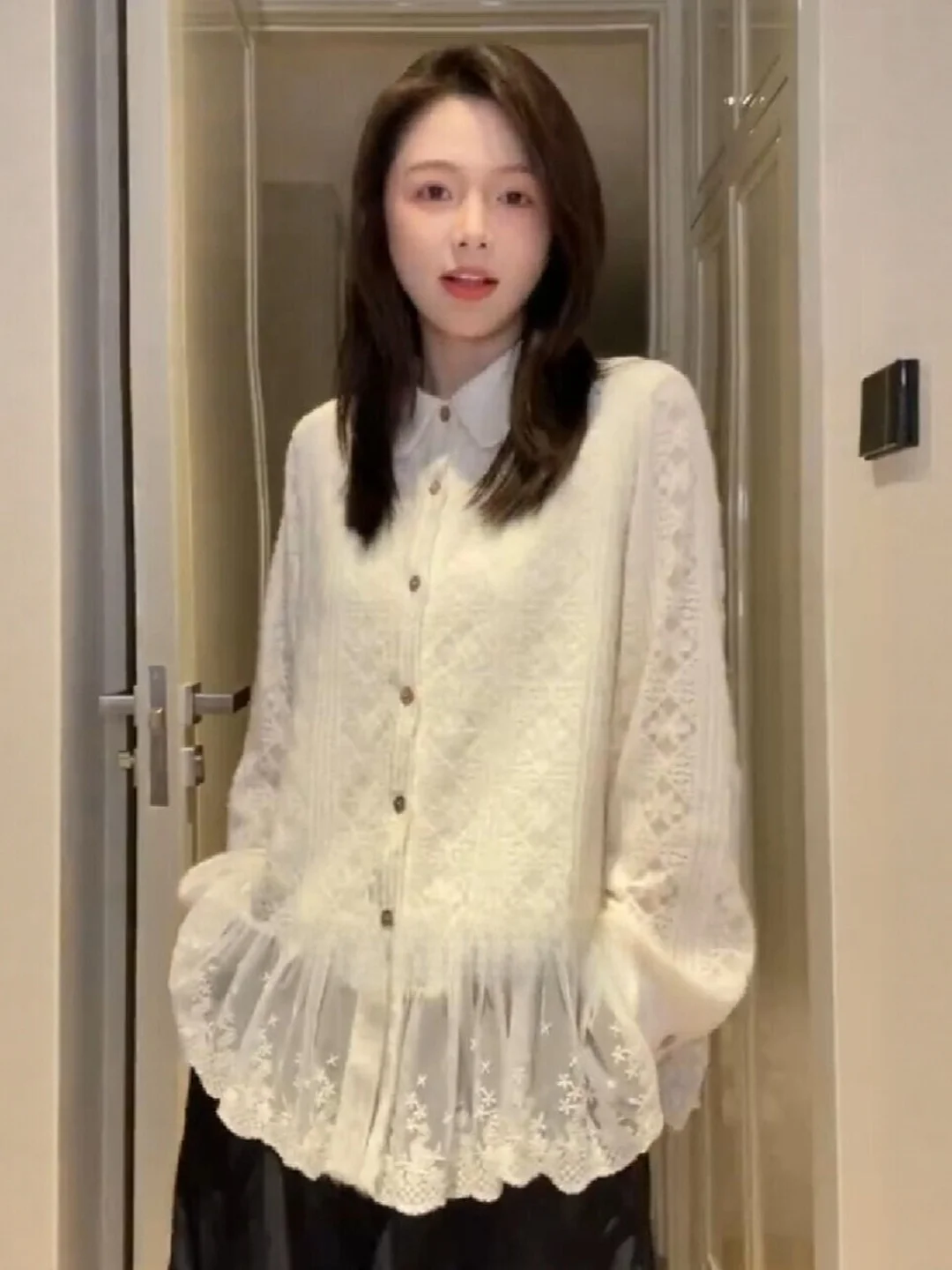 

Французская блузка с длинным рукавом и кружевной текстурой для девочек, весна-осень, многослойная, свободная, с дышащим подолом, как юбка-накидка