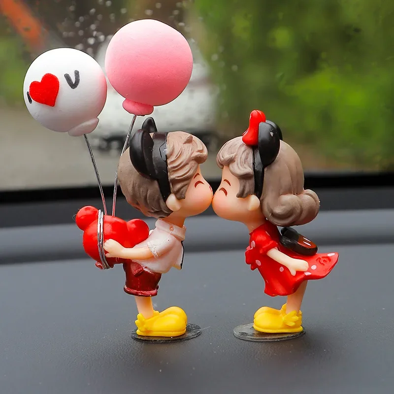 Car Accessories Cute Cartoon Love Couples Action Figure Figurines Balloon Ornament Auto Interior Dashboard for Girls Gifts Drop