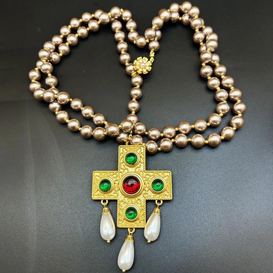 Medieval Vintage European and American Retro Marking Brooch Pearl Long Short Necklace Heavy Industry Quality Advanced Sense