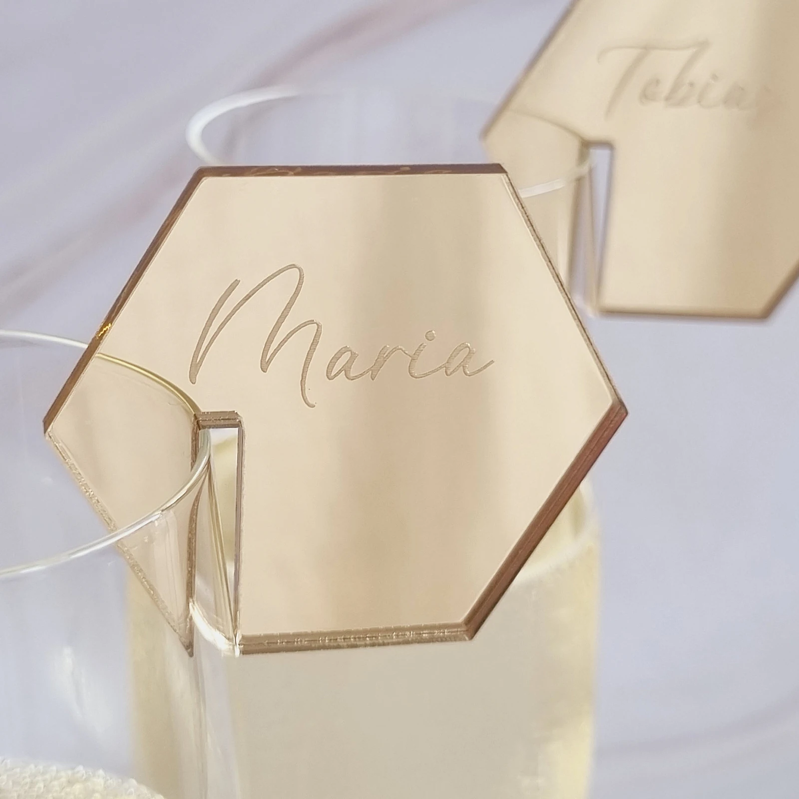 

Blank Mirror Acrylic Cocktail Glass Markers Wedding Name Place Card Hexagon Name Tag for Glass Holder Drink Tag Champagne Charm