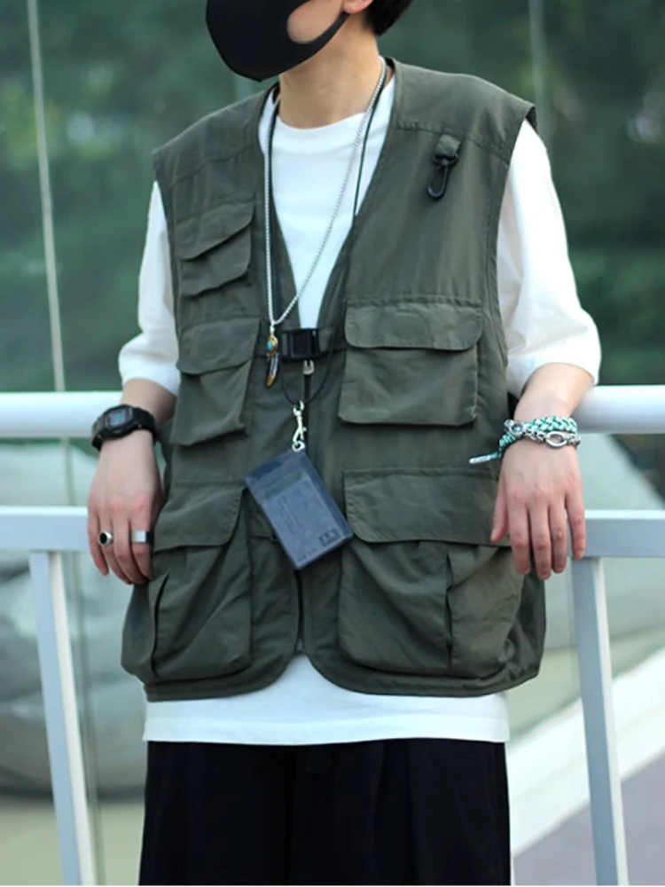 

T-shirt men hip-hop Korean version of the trend of Hong Kong wind ins loose sleeveless waistcoat hiphop personality