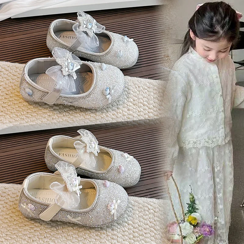 Kids Princess Shoes Shiny Sequins Girls Flat Shoes Sweet Lace Bows 2026 Brand New Children Leather Shoes Soft Bottom