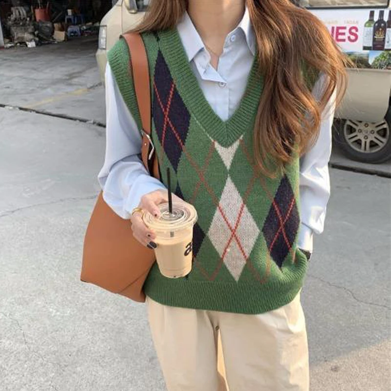 New Women Vintage Classic Argyle Harajuku Streetwear Outewear Knitted Sweater Vest Y2K Trendy Casual V Neck Sleeveless Waistcoat