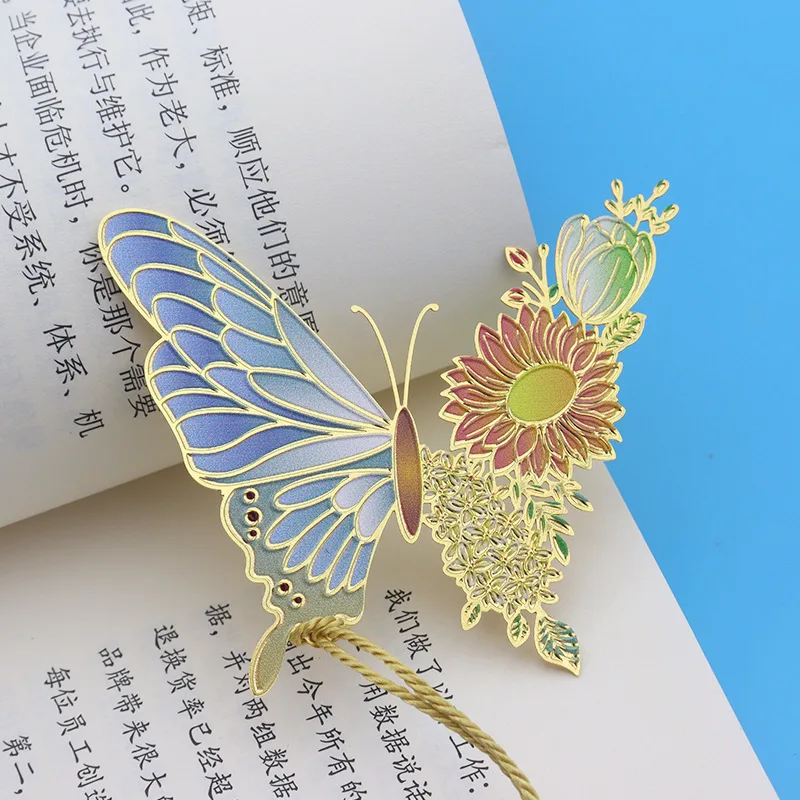 Metal Bookmark Chinese Style Vintage Creative Butterfly Hollow Maple Leaf Fringed Apricot Leaf Bookmark Gifts