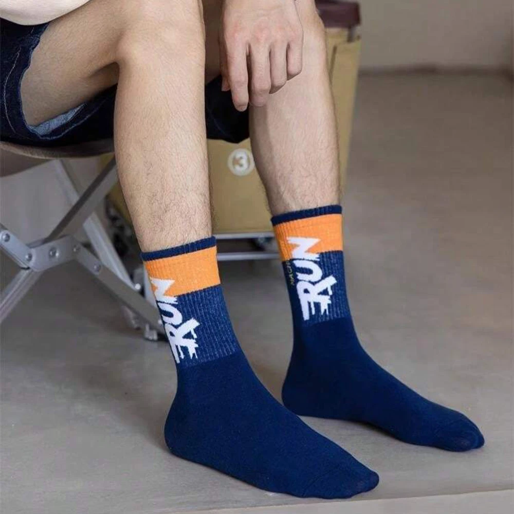 5 Pairs Men Color Blocked Round Neck Socks Creative Letter Patterns Suitable Men Outdoor Wear Breathable Casual Neutral Socks