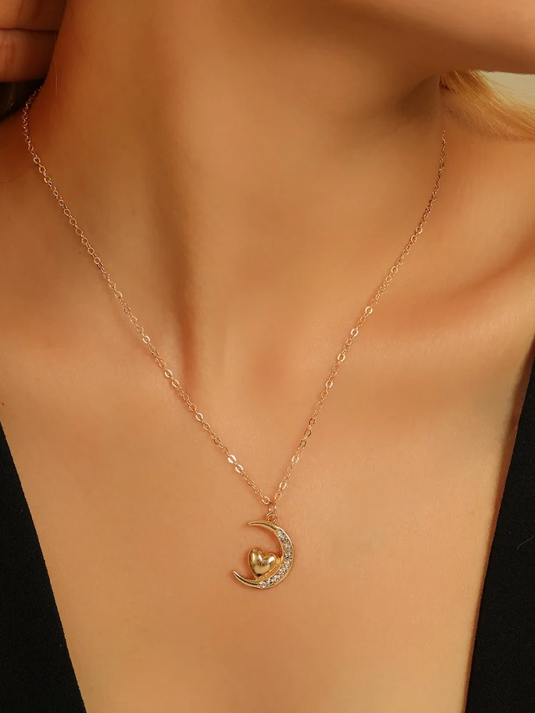 Fashion Exquisite Love Women's Necklace, imple Style Alloy Love Clavicle Pendant, Suitable For Temperament Women Jewelry Gifts image 6