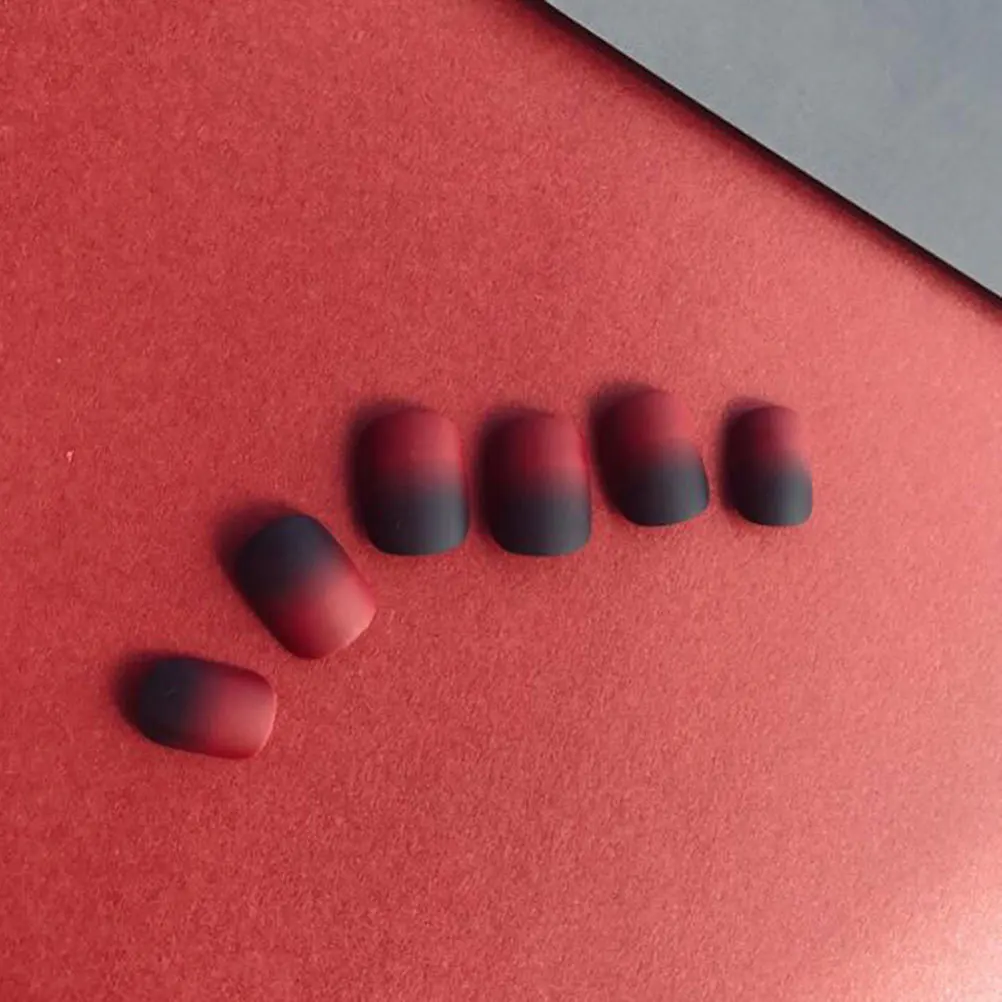 

24 Pcs Fake Nails False Art Tips Full Cover Short Artificial Gradient Fingernails