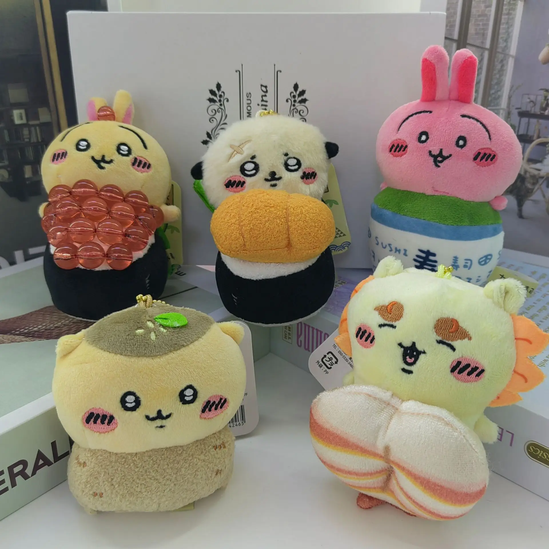 12cm Chiikawa Hachiware Usagi Boneca fofa e divertida mochila pingente decoração