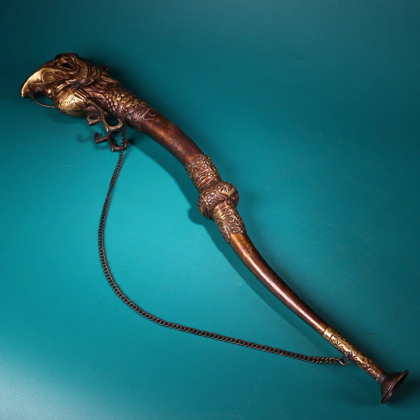 Tibetan Style Dragon Head Copper Horn Large Size Antique Finish Wind Instrument Wall Hanging Decor