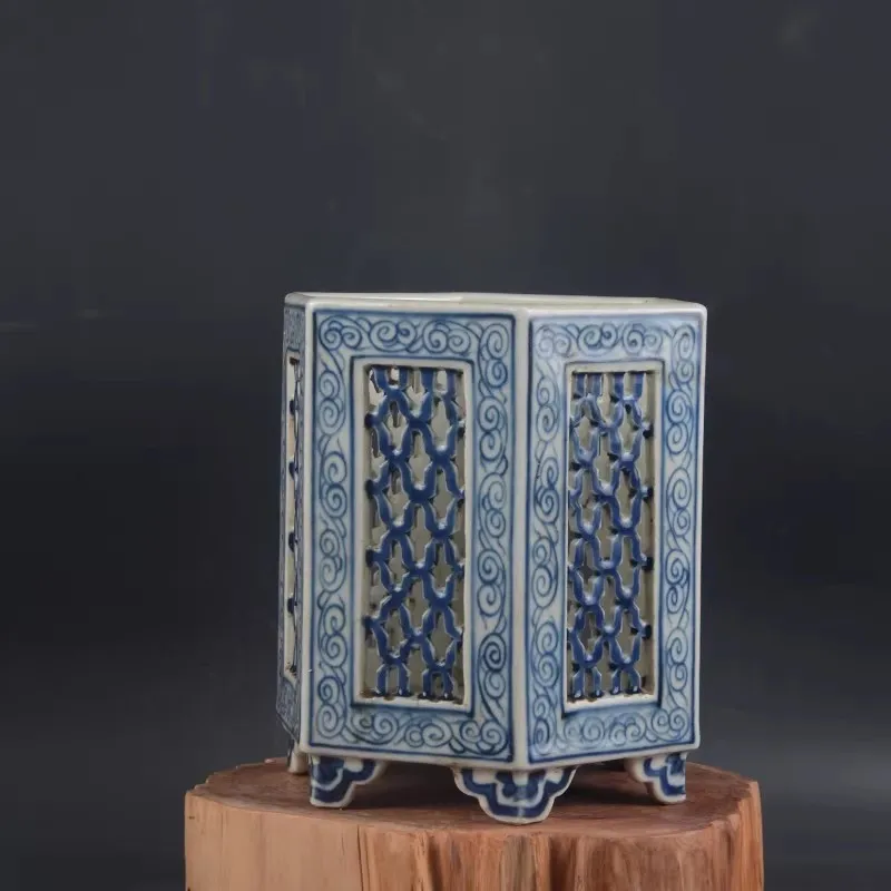 6.1 inch Chinese Qing Qianlong Blue and White Porcelain Hollow Design Pen Holder