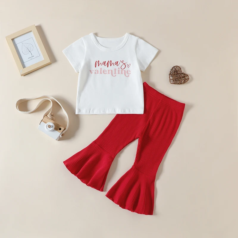 

Adorable Baby Girls Outfit with Heart Print Short Sleeve Top and Ruffle Hem Pants 2-Piece Set for Valentine s Day