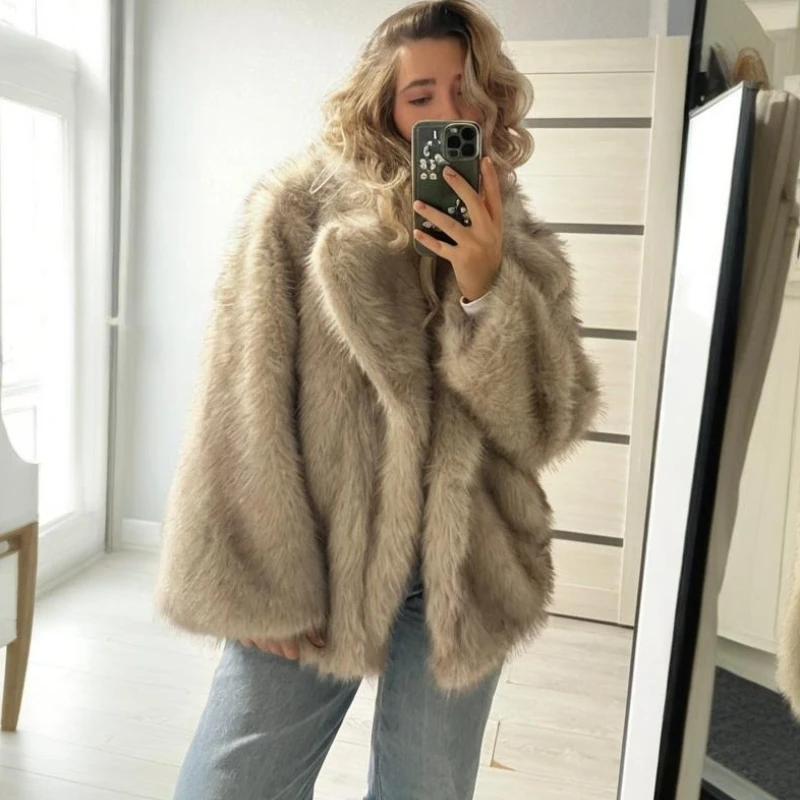 TARUXY Faux Fur Lapel Coat Woman Fashion Pocket Loose Long Sleeve Elegant Plush Coat 2025 Winter New Daily Commuting Party Wear