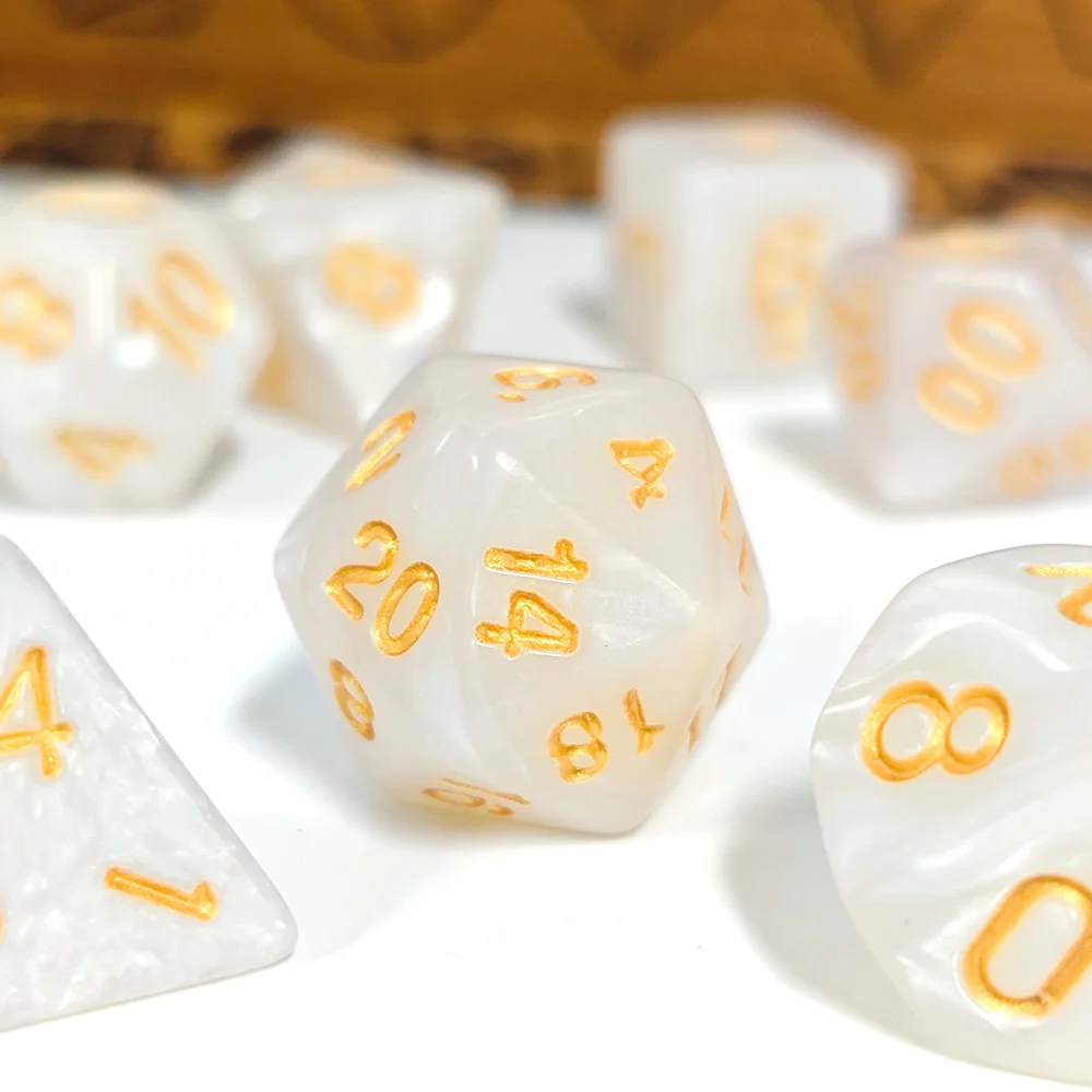 7 قطعة/المجموعة اللؤلؤ النرد متعدد السطوح متعدد الألوان DND لعبة النرد عدد الزينة TRPG ألعاب ألعاب الطاولة الترفيه اكسسوارات