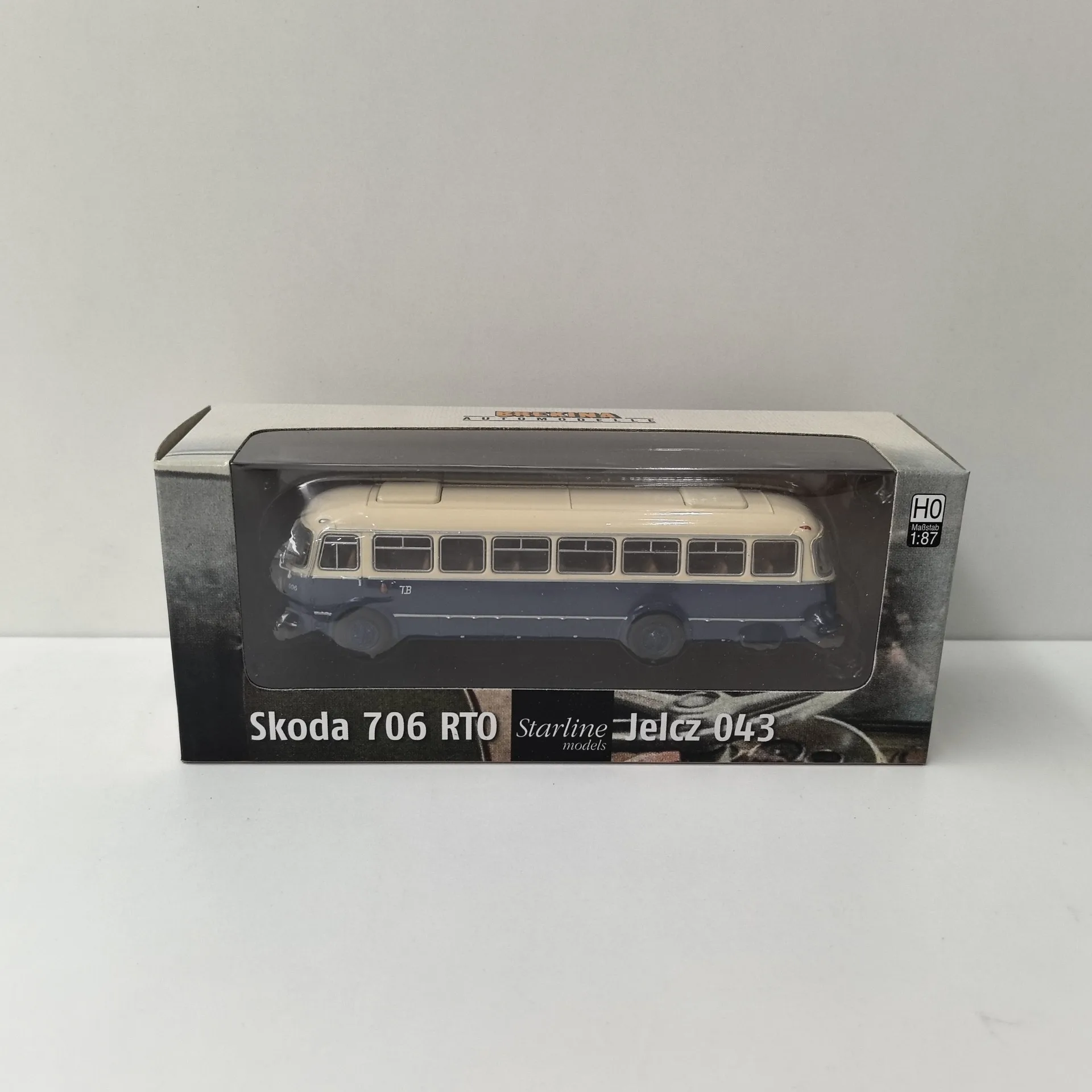 دييكاست بريكينا HO 1/87 مقياس سكودا 706 RTO سكودا حافلة نموذج البلاستيك الجسم نموذج سيارة تحصيل لعبة هدية تذكارية العرض #6