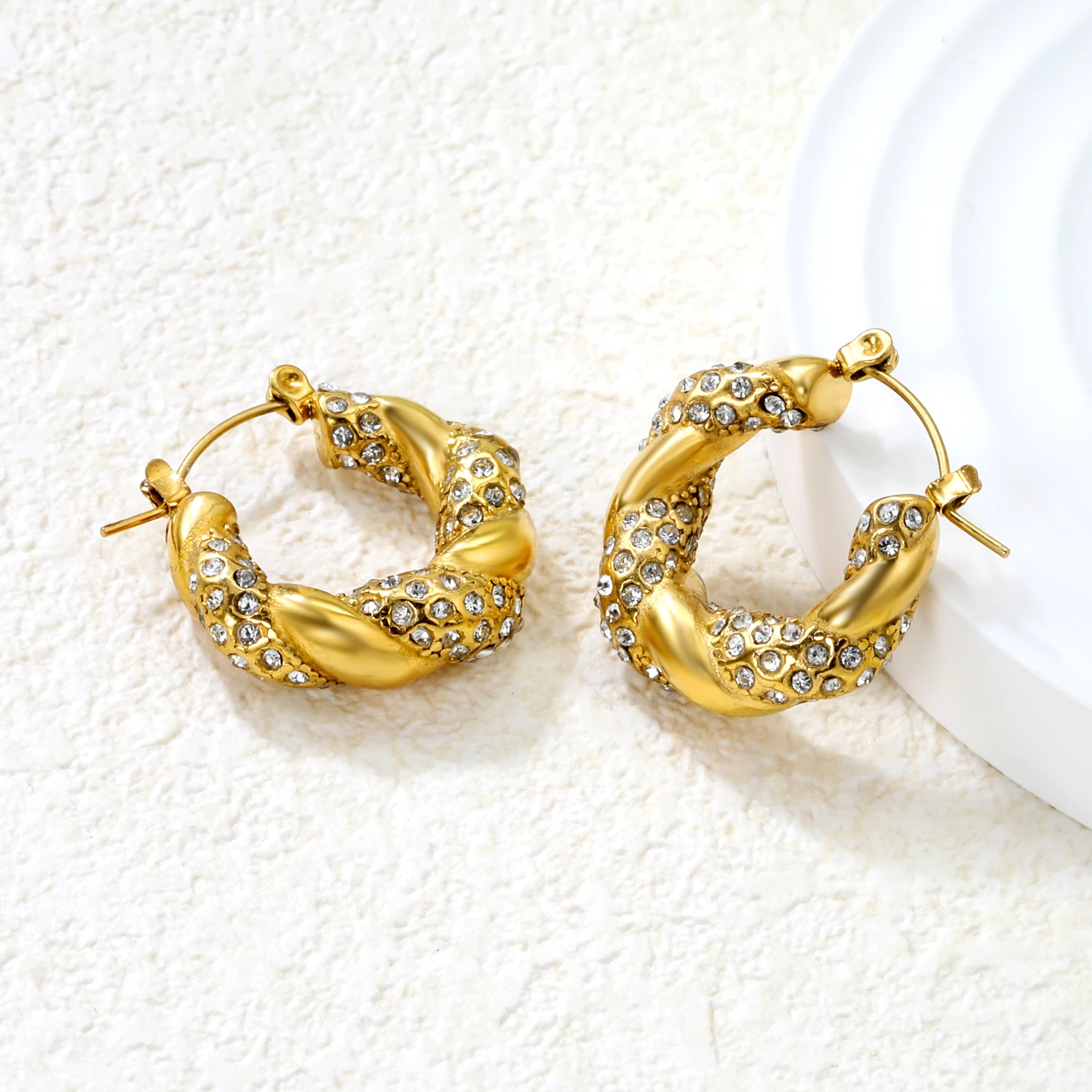 Vintage Luxus unregelmäßige Zirkon Ohrringe für Frauen, Hochzeit Party Edelstahl, exquisiter Schmuck modisch und wasserdicht