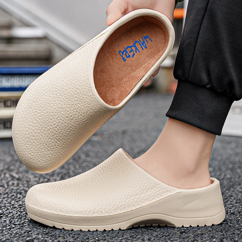 Men Slippers Couples Garden Clog Women Water Proof Chef Shoe Comfortable Sandal Slippers For Pet Workers Outdoor Fishing Shoes