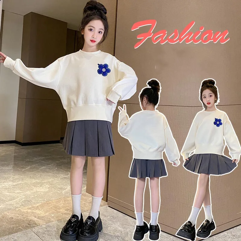 

Весенне-осенний детский комплект из топа и нижней части для девочек, свитшот с круглым вырезом и цветочным принтом для девочек + плиссированная юбка, комплект одежды из 2 предметов для школьниц