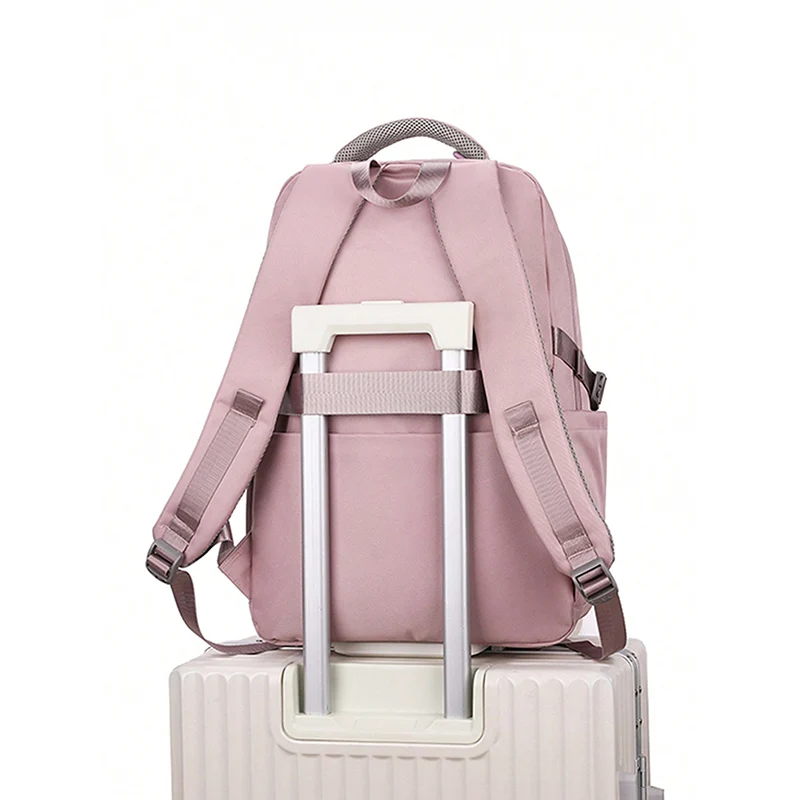 Ransel laptop ini cocok untuk digunakan siswa sebagai ransel komuter sehari-hari saat bepergian.