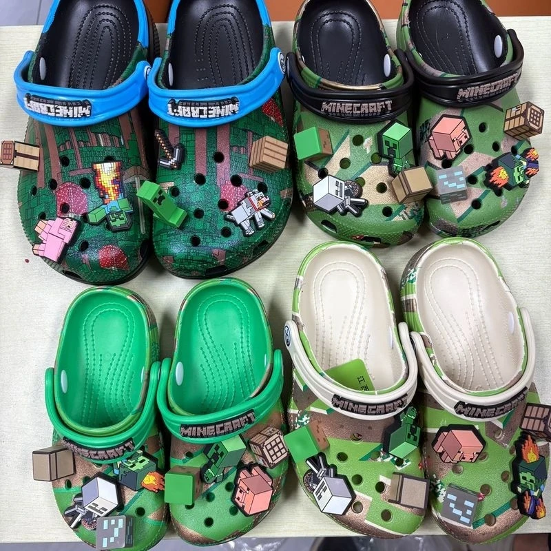 

В наличии детские уличные сандалии, зеленые тапочки для взрослых, повседневная пляжная обувь из ЭВА, дышащая водонепроницаемая обувь с запахом на мягкой подошве