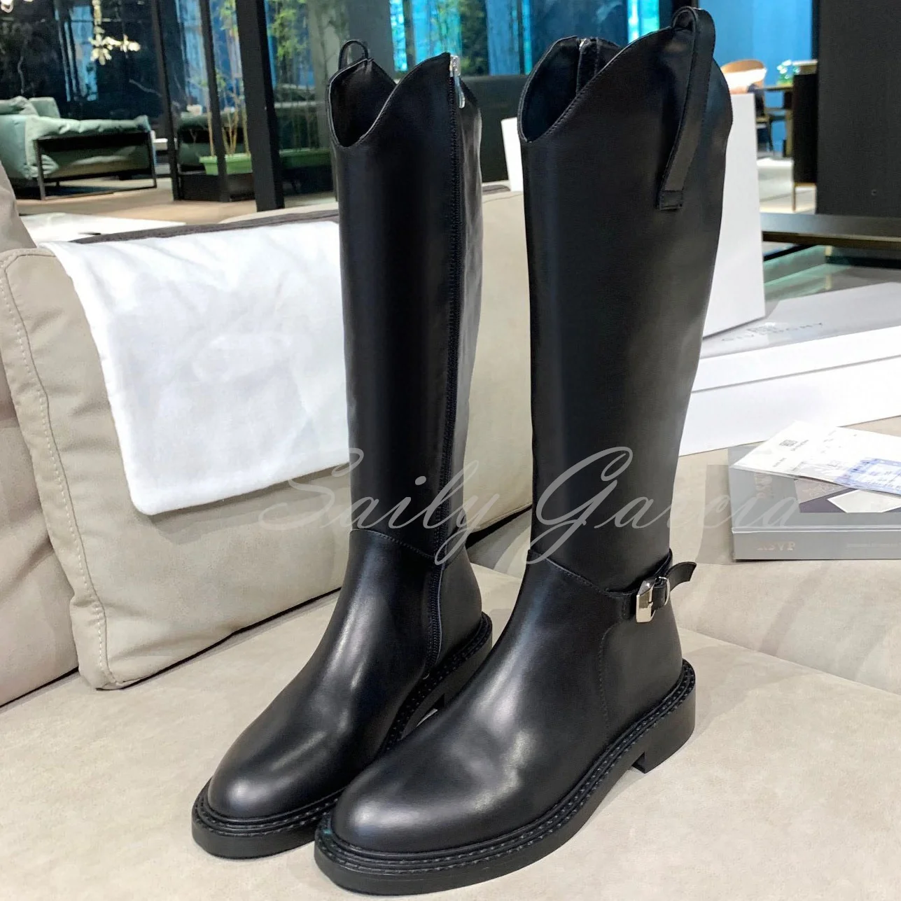 Black V-shaped Knee High Heel Boots Women Round Toe Med Heel Buckle Side Zipper Autume Winter Ladies Metal Decoration Boots