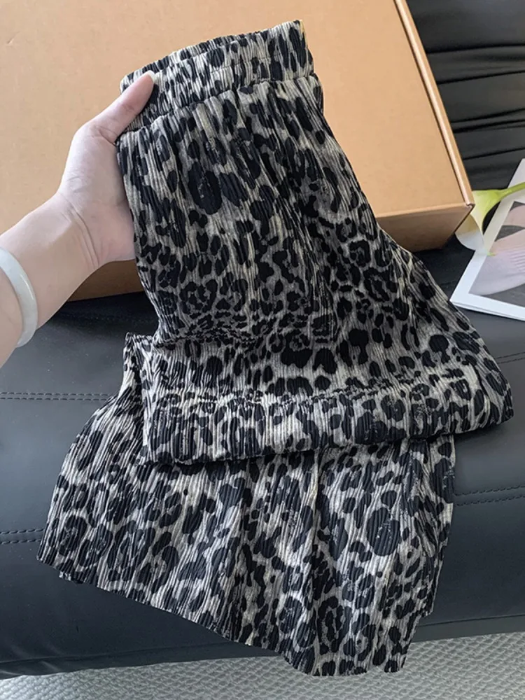 High Waist A-Line Midi Skirt Women's Summer plus Size Elastic Waist Leopard Print Skirt Fashionable Wrinkle Straight Long Skirt