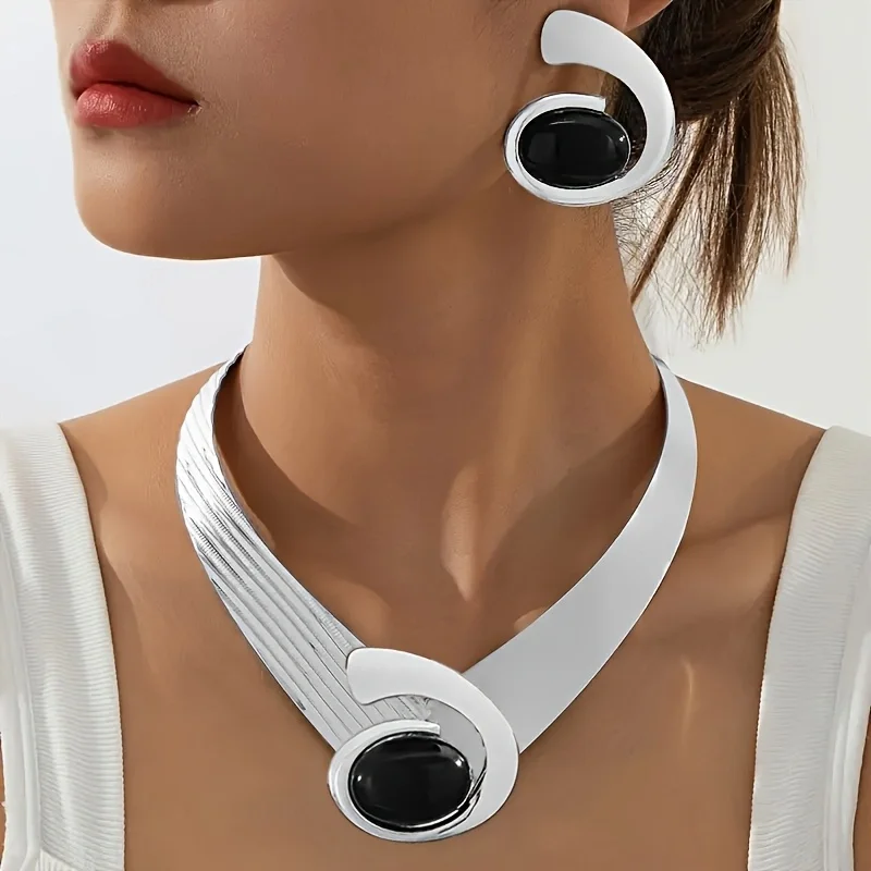 

Lxalry Black & White Plated Armor Necklace Handmade Crystal Accents Hypoallergenic 316L for Modern Minimalist Evening Wear