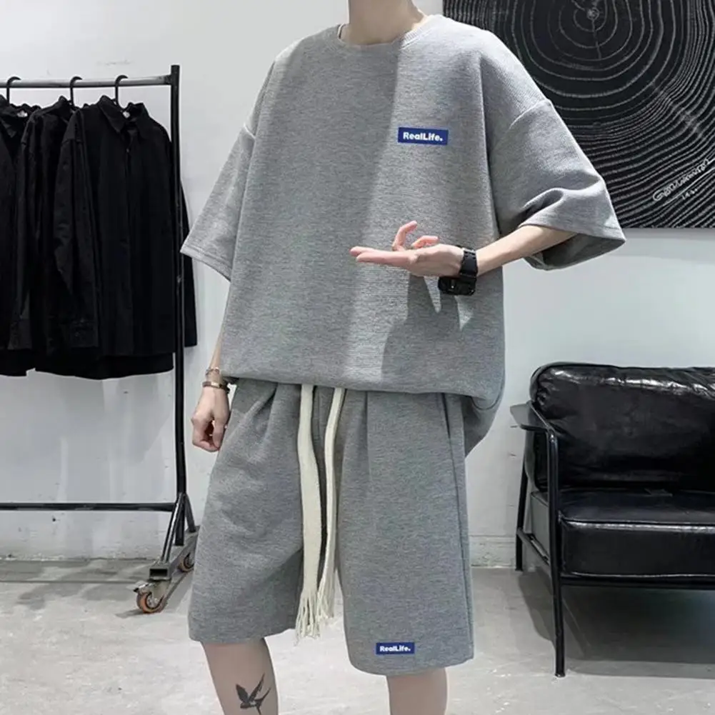 

Skin-friendly Sports Suit Men's Summer Casual Tracksuit Shorts Set with Waffle Texture Fabric Oversize for Versatile for Men