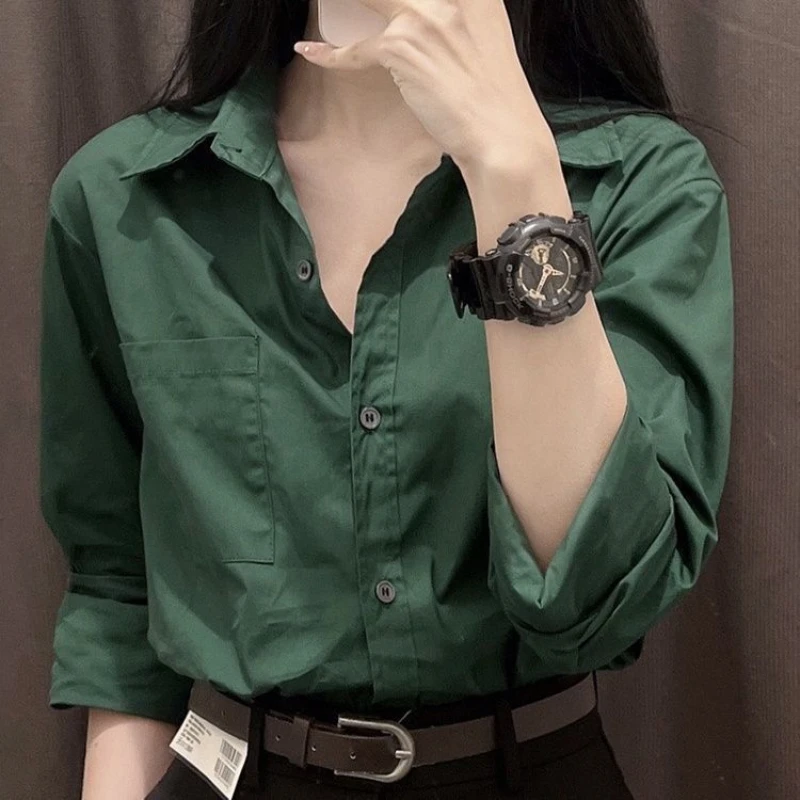 New Long Sleeved Dark Green Themed Niche Shirt Spring and Autumn Retro Loose Hong Kong Style Solid Color Versatile Shirt Pure