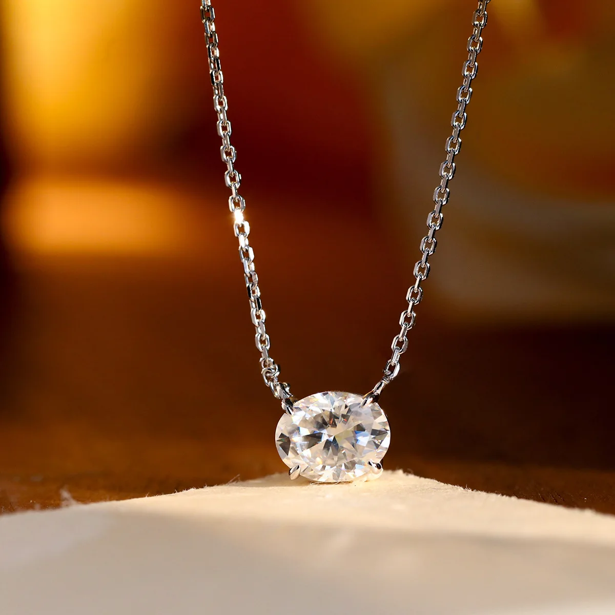 LinkerLove 2CT Moissanite Necklace for Women 925 Sterling Silver Oval Cut Diamond Pendant Collarbone Chain Jewelry Birthday Gift